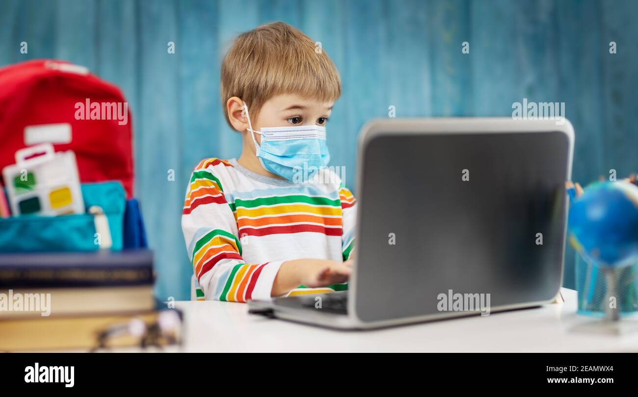 Boy wearing face mask hi-res stock photography and images - Alamy