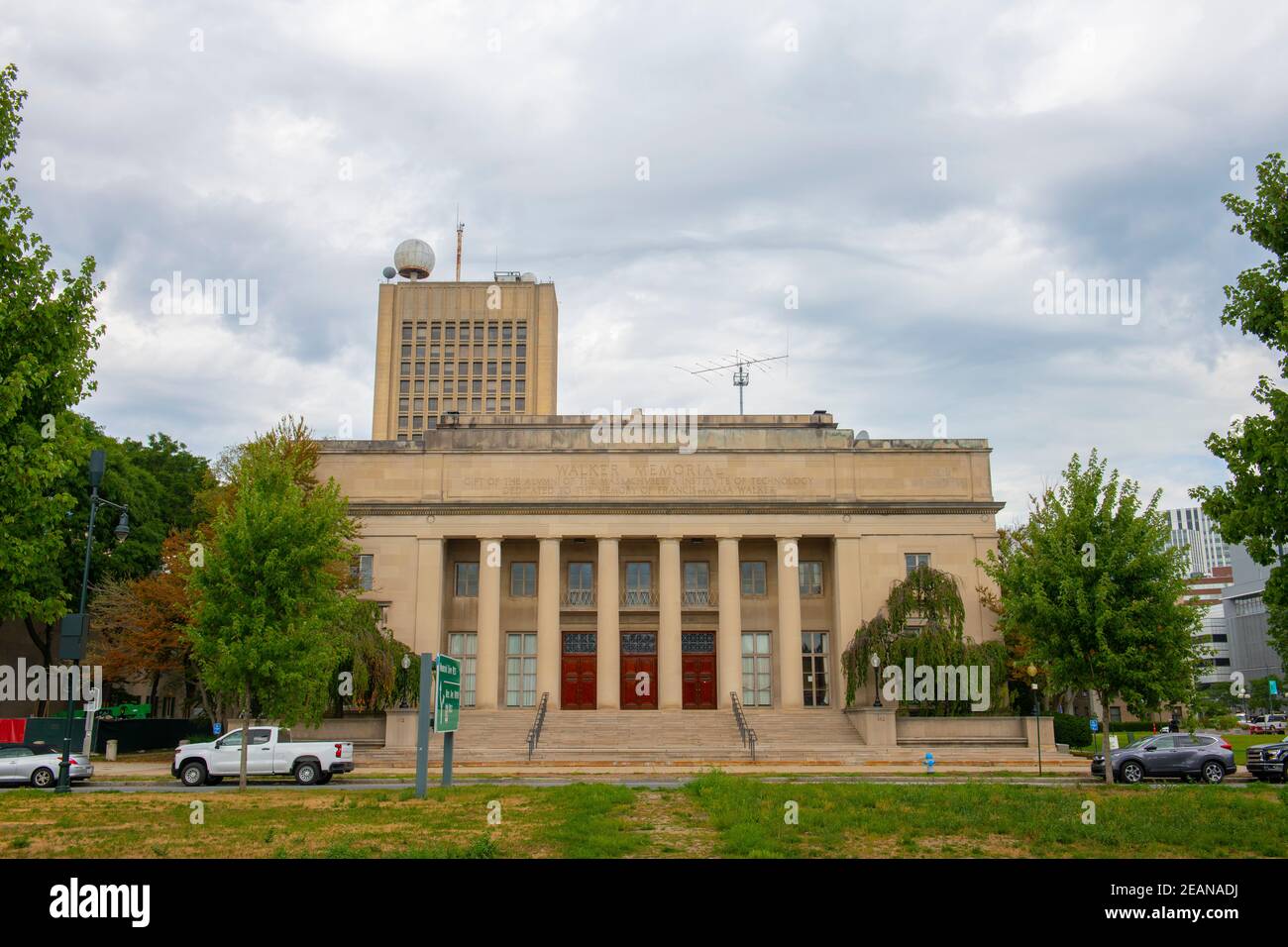 Cambridge city hall massachusetts hires stock photography and images