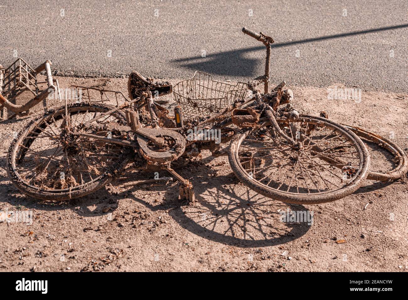 Old worn out gear hi-res stock photography and images - Alamy