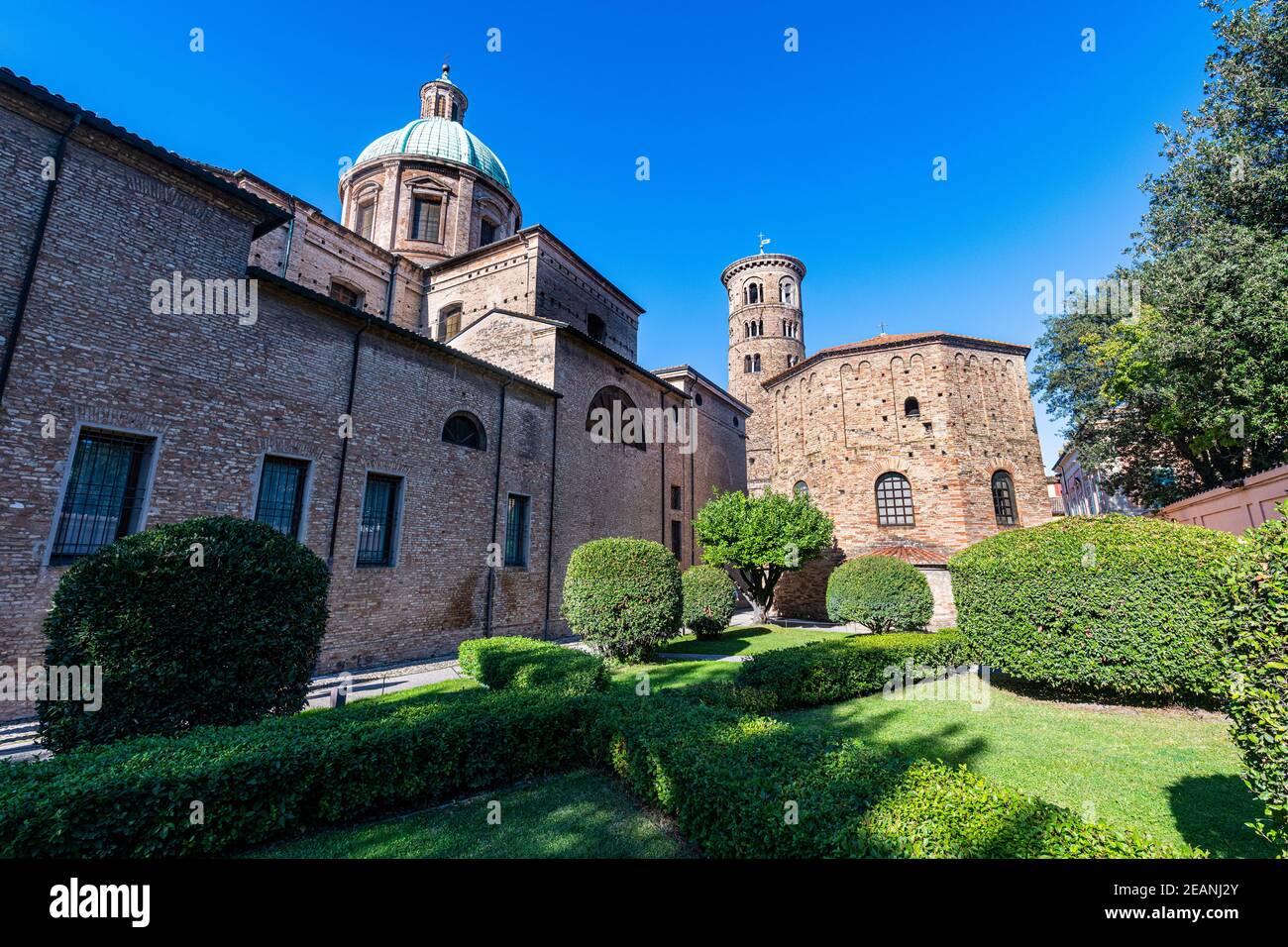 Cathedral of the Resurrection of Jesus Christ, UNESCO World Heritage Site, Ravenna, Emilia-Romagna, Italy, Europe Stock Photo