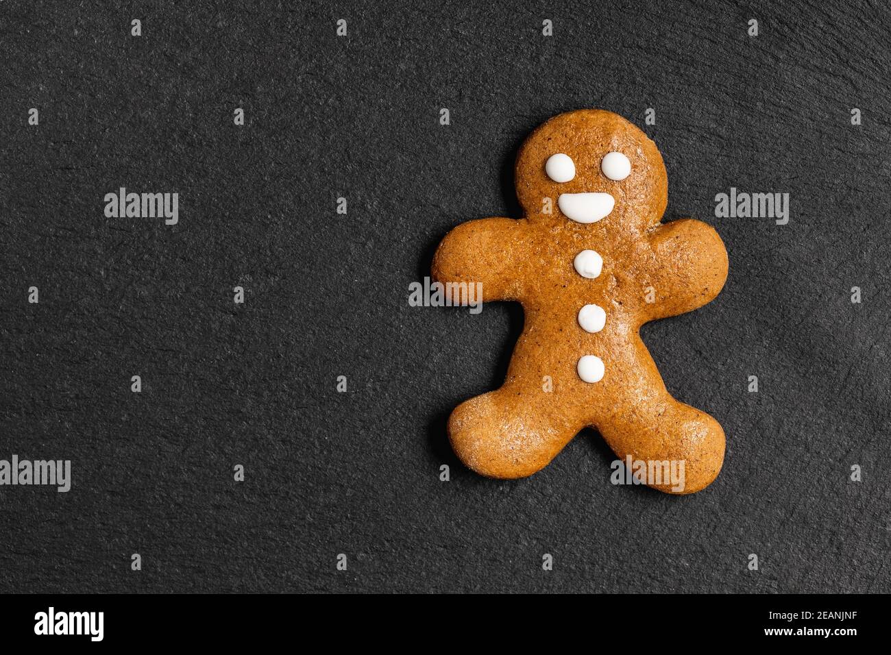 Xmas gingerbread man Stock Photo Alamy