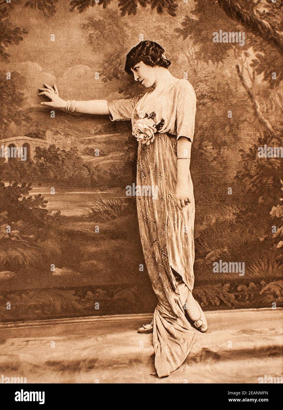 magazine de mode,femina,editeur pierre laffite 1913 Stock Photo