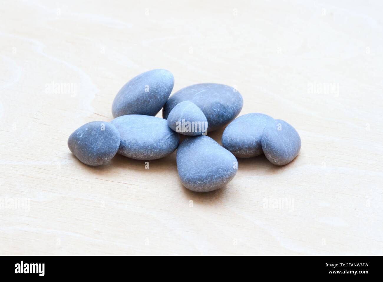 Smooth river rocks hi-res stock photography and images - Alamy