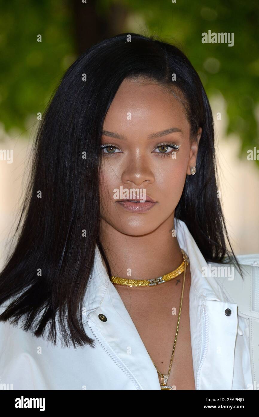 Rihanna fenty lvmh hi-res stock photography and images - Alamy