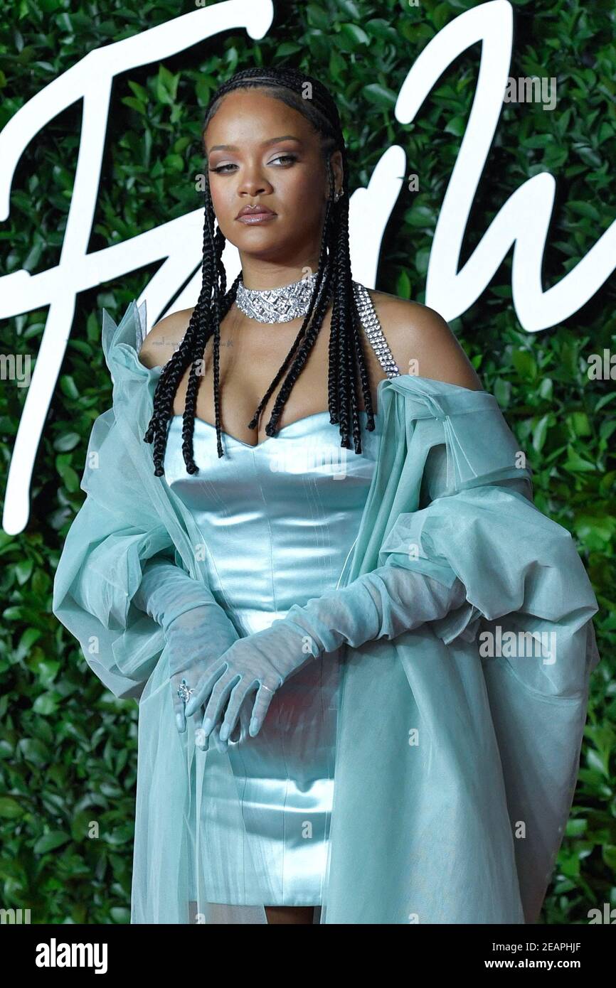 Rihanna fenty lvmh hi-res stock photography and images - Alamy