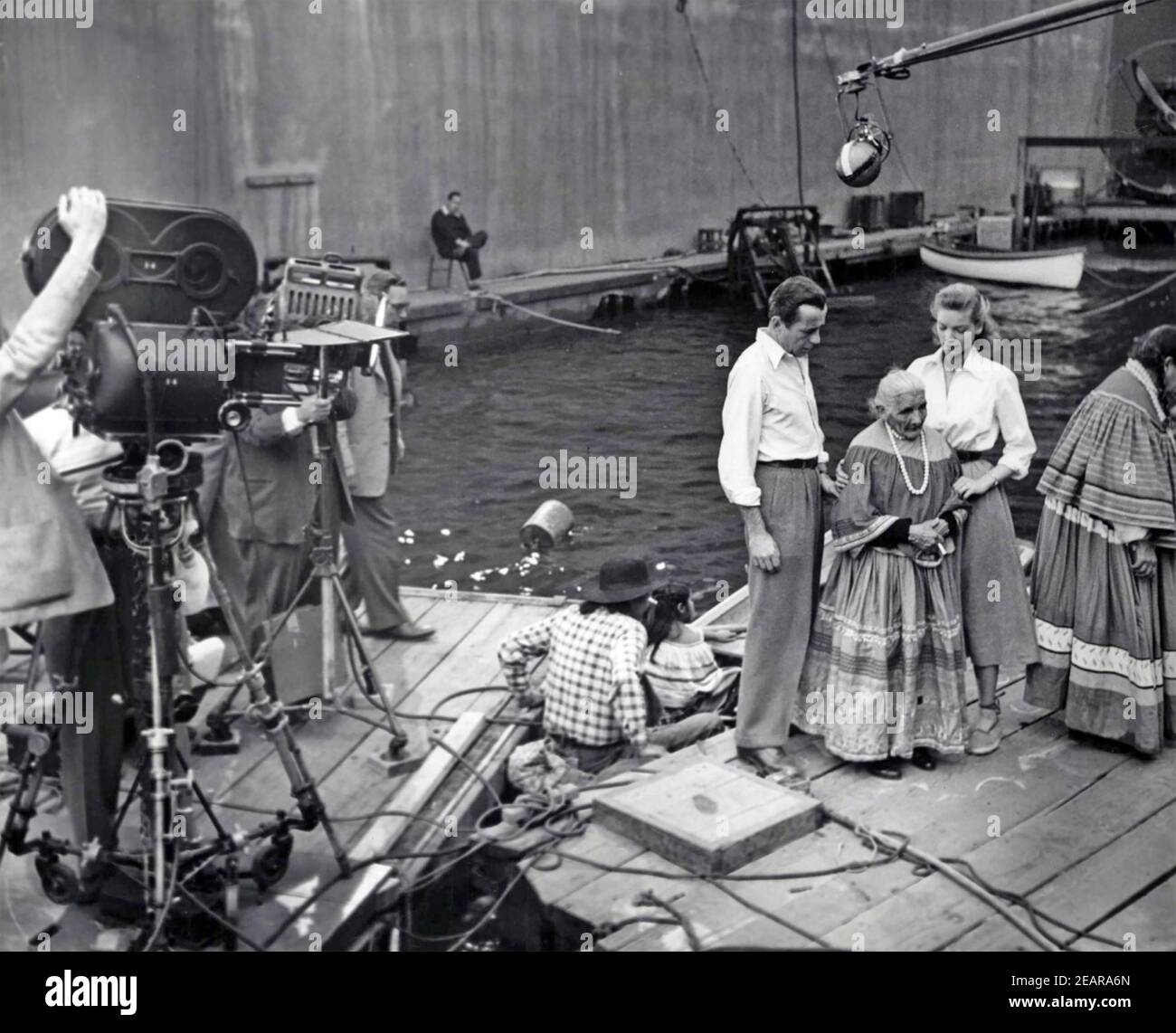 KEY LARGO  1948 Warner Bros film. On the set  with Lauren Bacall, Humphrey Bogart and Felipa Gomez Stock Photo