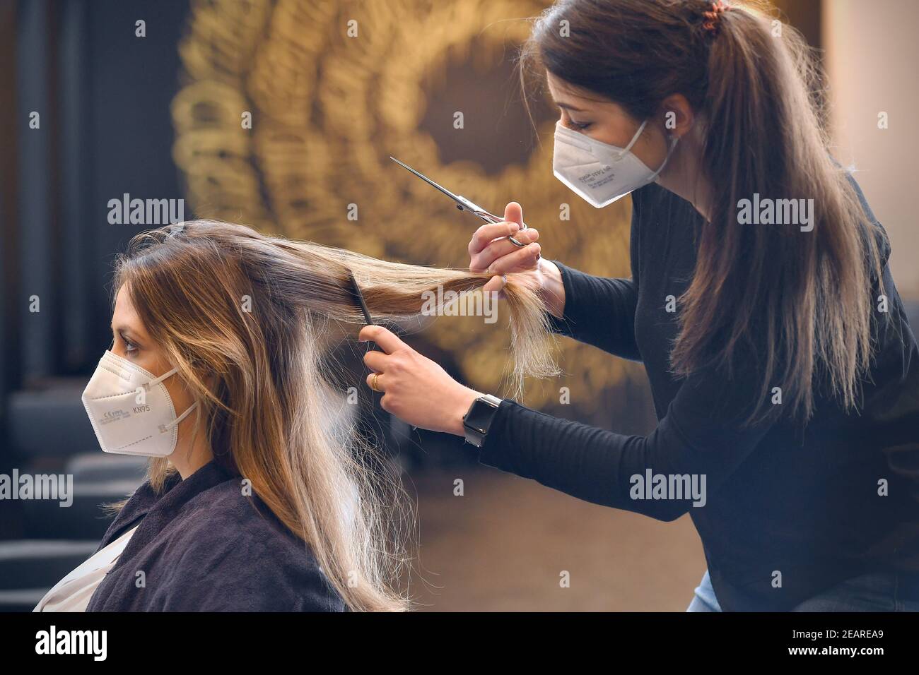 Chorona relaxations hairdressers should open from March! Subject image