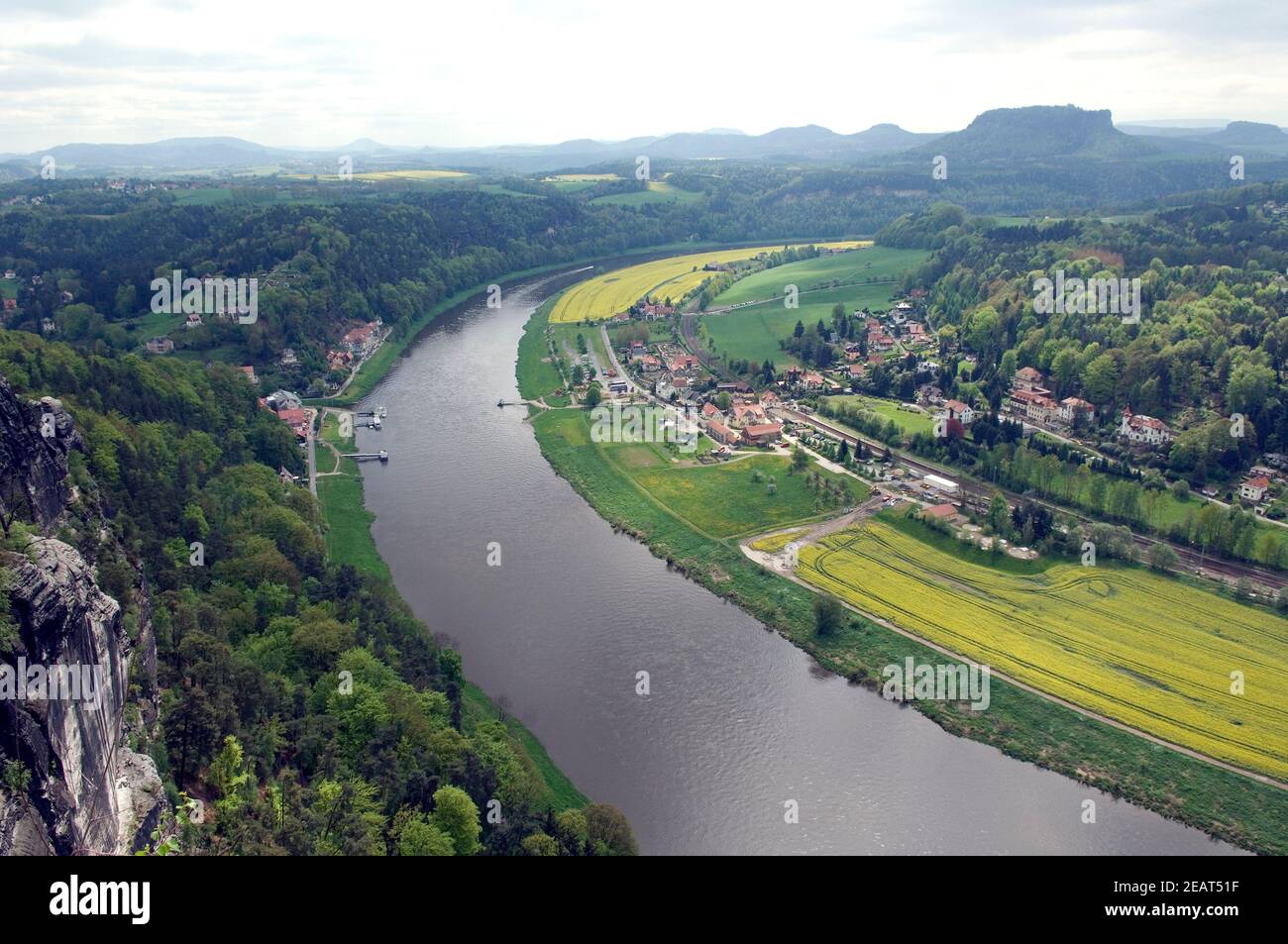 Elbsandsteingebirge, Elbe, Fluss, Sandstein Stock Photo