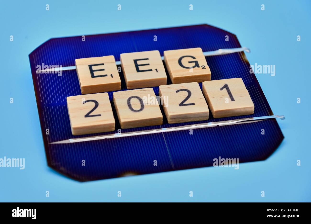 EEG 2021 - Symbolschriftzug zum Erneuerbare-Energien-Gesetz Stock Photo