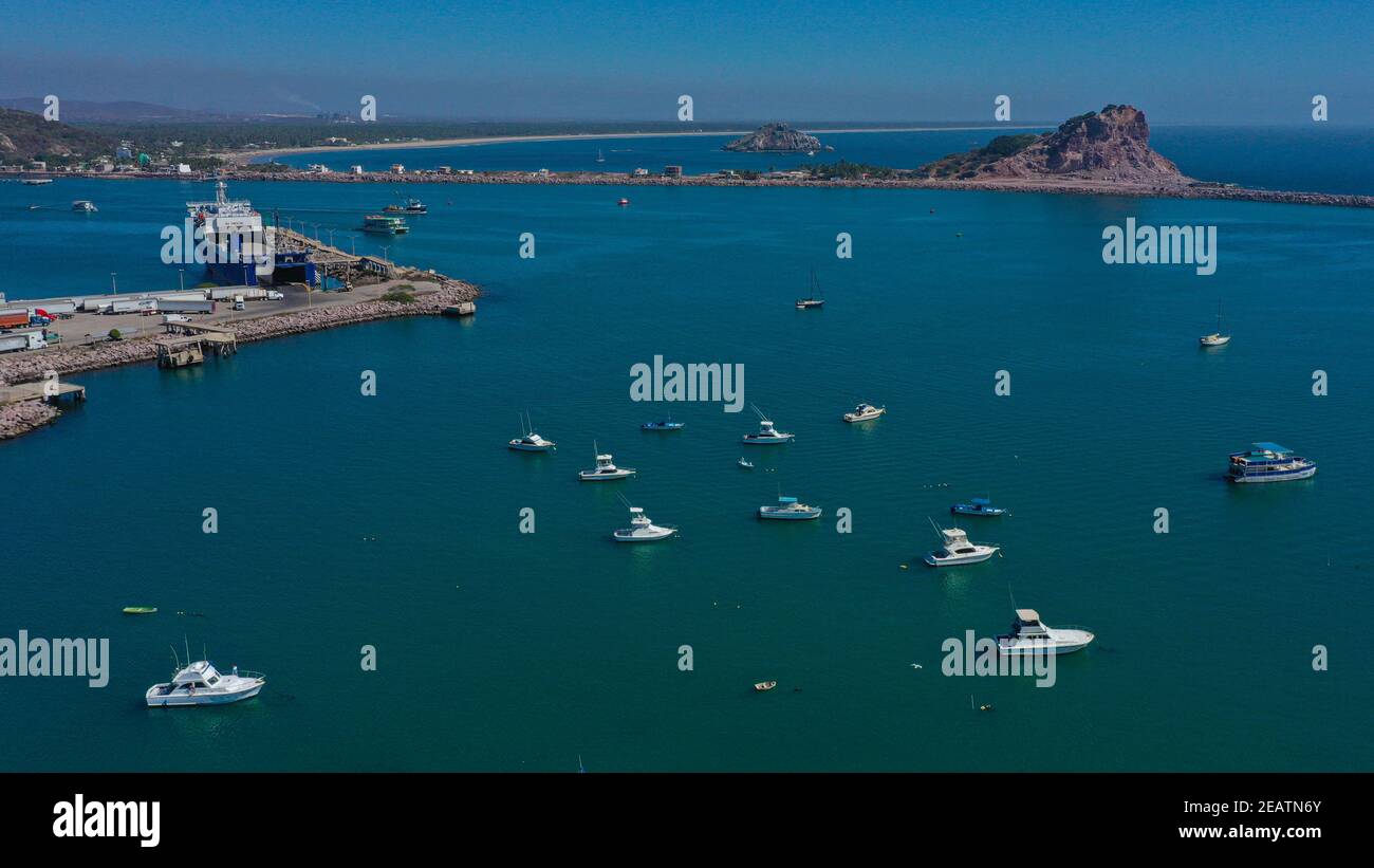 Aerial view of the fishing and tour boats in the stone island pier in