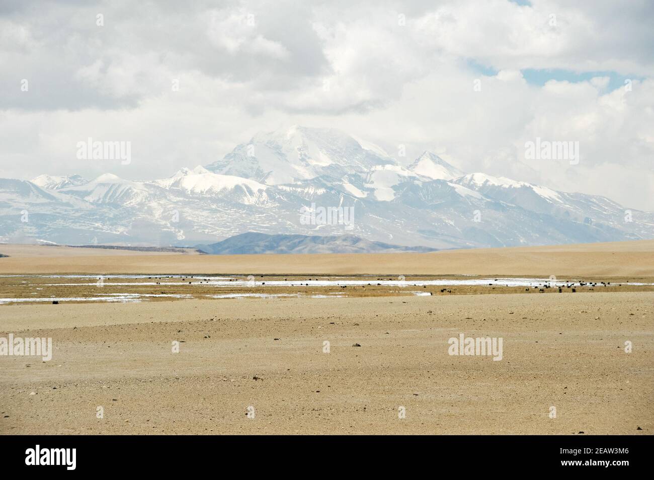 Mountains of Himalayas, young beautiful high mountains of Tibet. Stock Photo