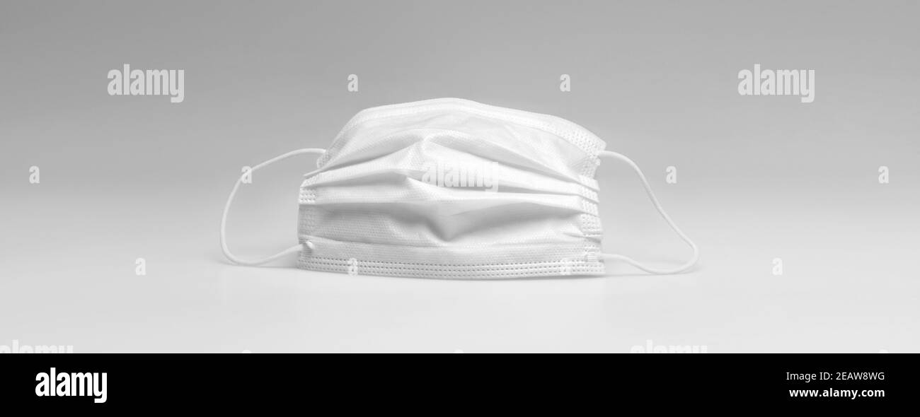 Medical disposable mask for protection. Surgical mask Stock Photo - Alamy