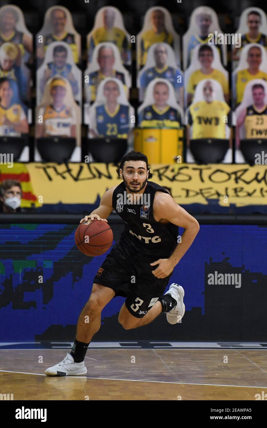 Oldenburg, Germany. 10th Feb, 2021. Basketball Bundesliga, EWE Baskets