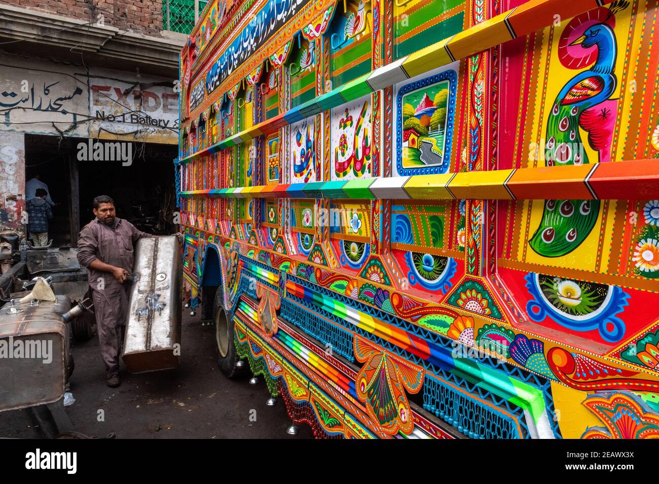 Truck at a truck art painting Lahore, Punjab, Pakistan Stock