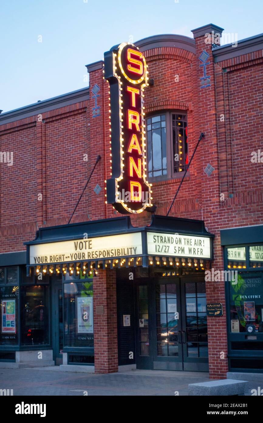 The strand theatre maine hires stock photography and images Alamy