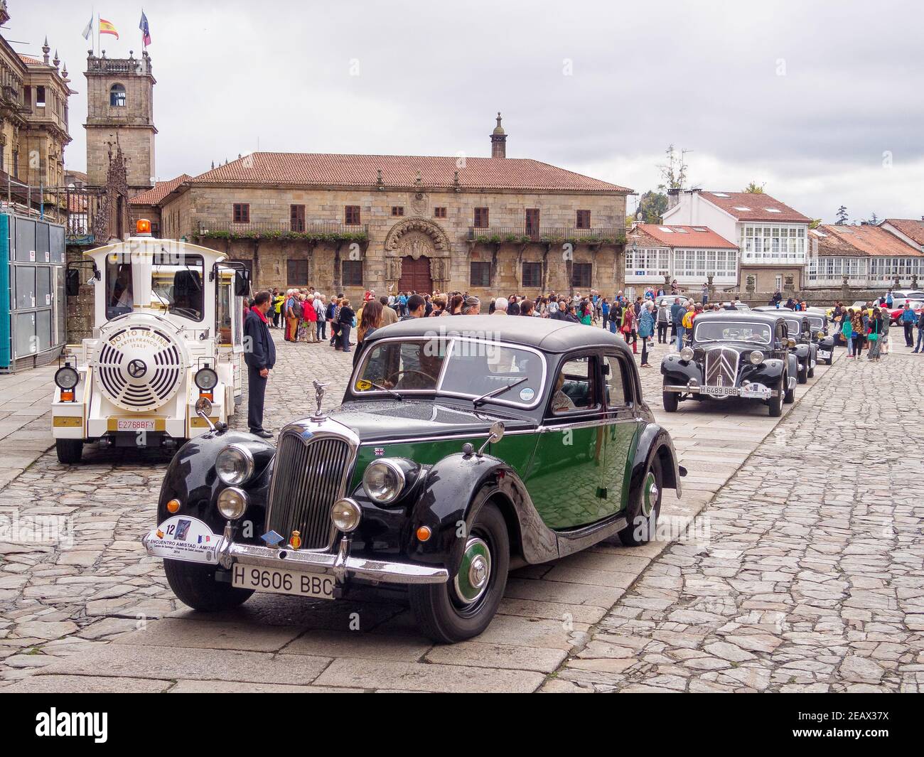Vintage cars on the Obradoiro Square at the Spanish-French Friendship Meeting in October 2014 - Santiago de Compostela, Galicia, Spain Stock Photo