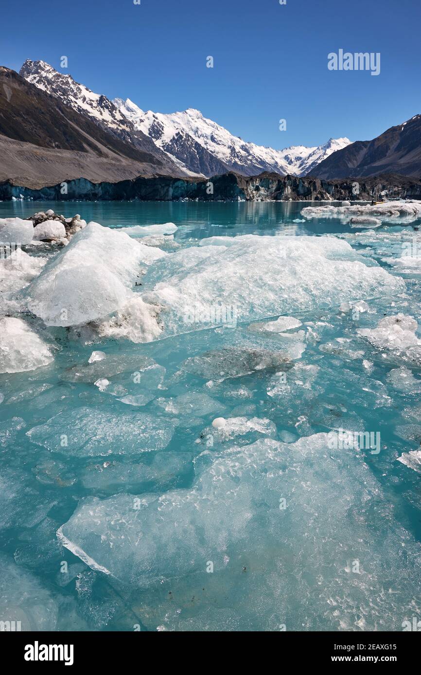 Icebergs near the face of the Tasman Glacier in Mt Cook National Park Stock Photo