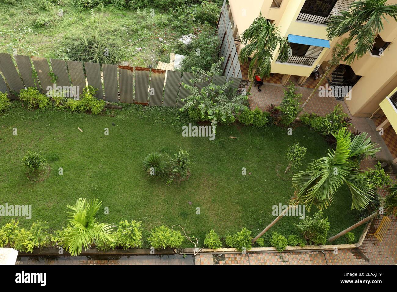 Garden view of a constructed apartment Stock Photo - Alamy - Apartment With Garden View Design