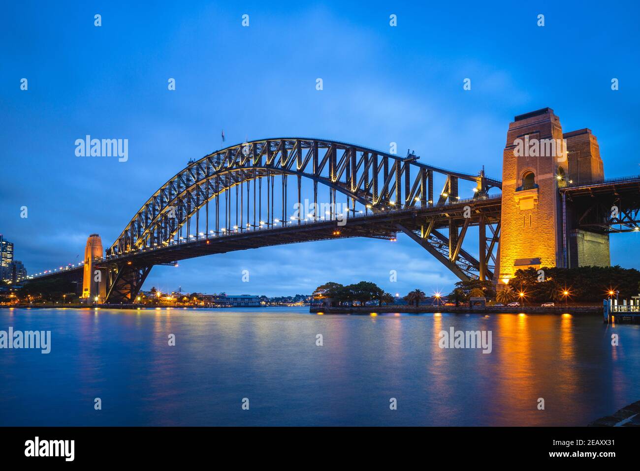 sydney harbour bridge at night in sydney, australia Stock Photo