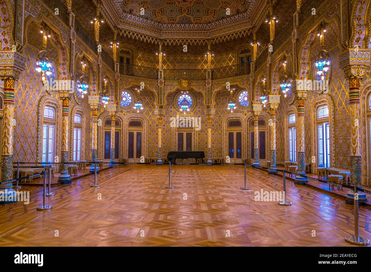 Pal cio Da Bolsa Moorish Hall Hi res Stock Photography And Images Alamy pal-cio-da-bolsa-moorish-hall-hi-res-stock-photography-and-images-alamy