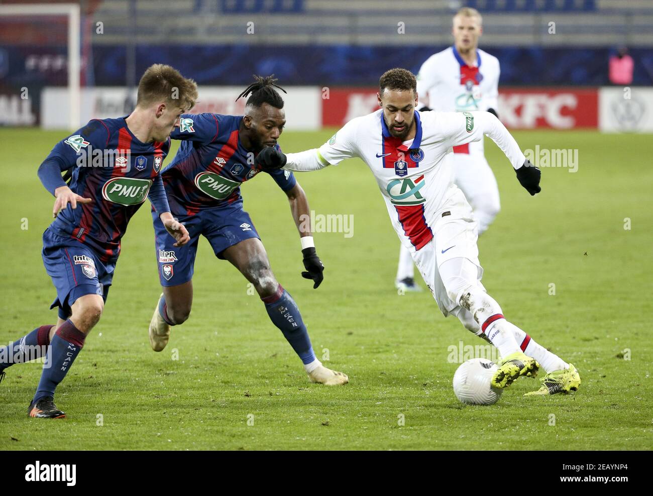 Neymar Jr of PSG, Steeve Yago of Caen (left) during the French Cup, round  of 64 football match between Stade Malherbe de Caen (SM Caen) and Paris  Saint-Germain (PSG) on February 10,