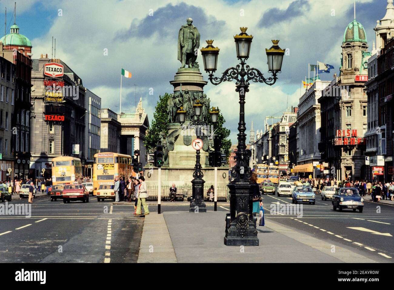 O'Connell Street Dublin statue of Daniel O'Connell 1978 Stock Photo Alamy
