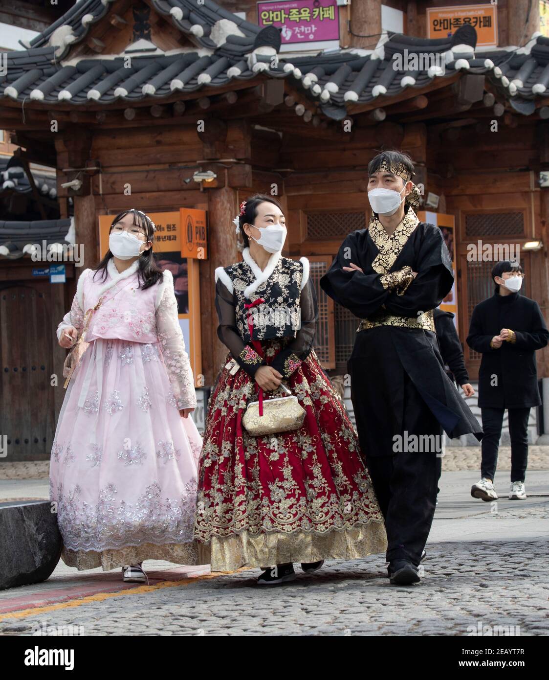 Jeonju South Korea 11th Feb 21 Tourists Wearing Hanbok The Traditional Korean Clothing Visit A Hanok Village During The Traditional Lunar New Year Holiday In Jeonju South Korea Feb 11 21 Credit