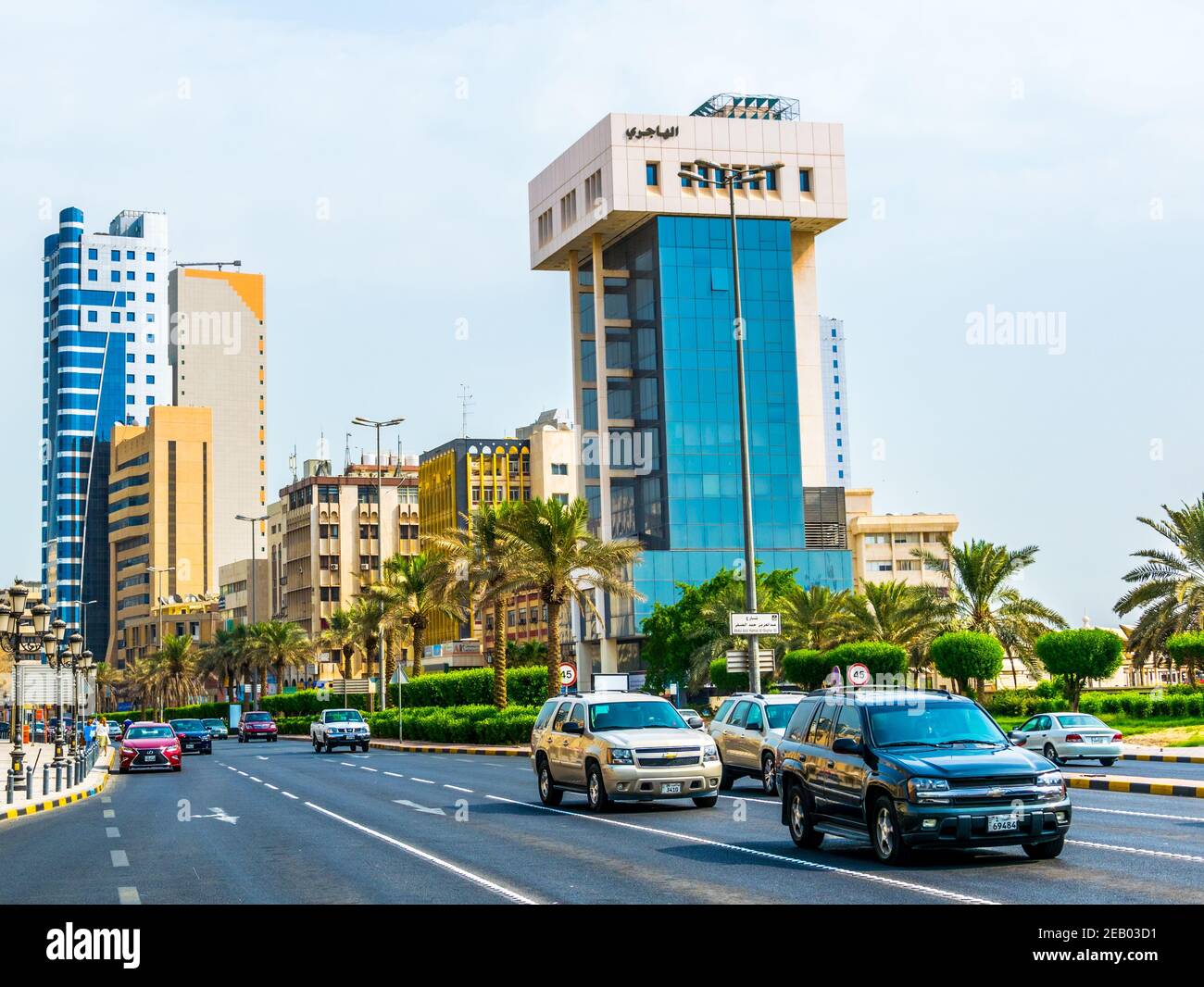 KUWAIT CITY, KUWAIT, NOVEMBER 5, 2016 View of traffic on a busy street