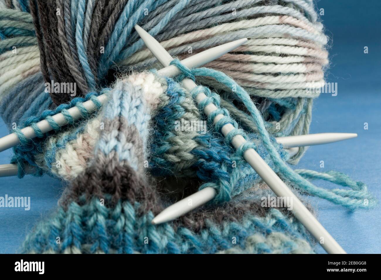 Knitting with four needles Stock Photo Alamy