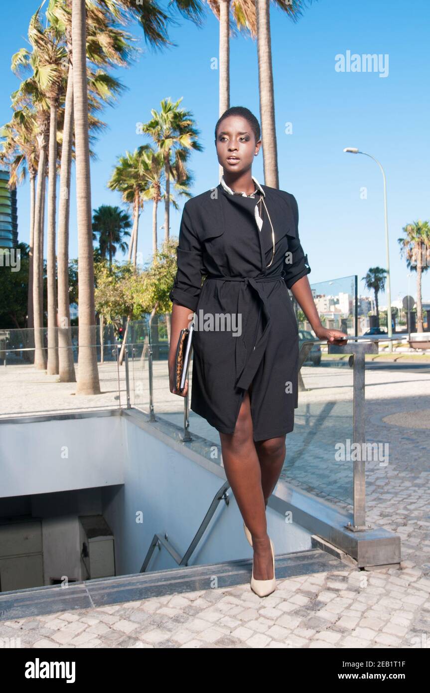 The Execu-Shopper - Black