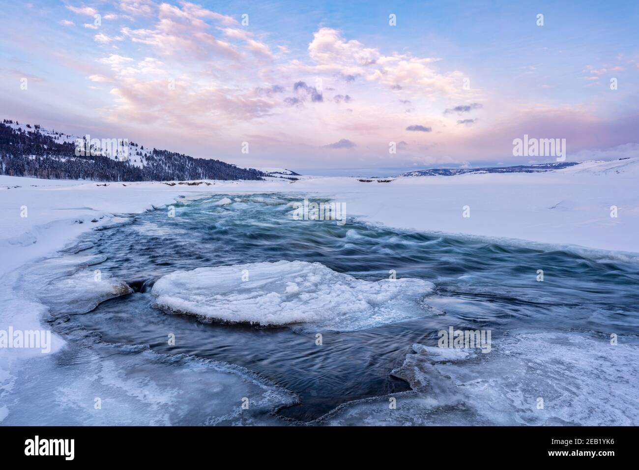 Yellowstone National Park, Wyoming: Lamar River in winter at sunrise Stock Photo