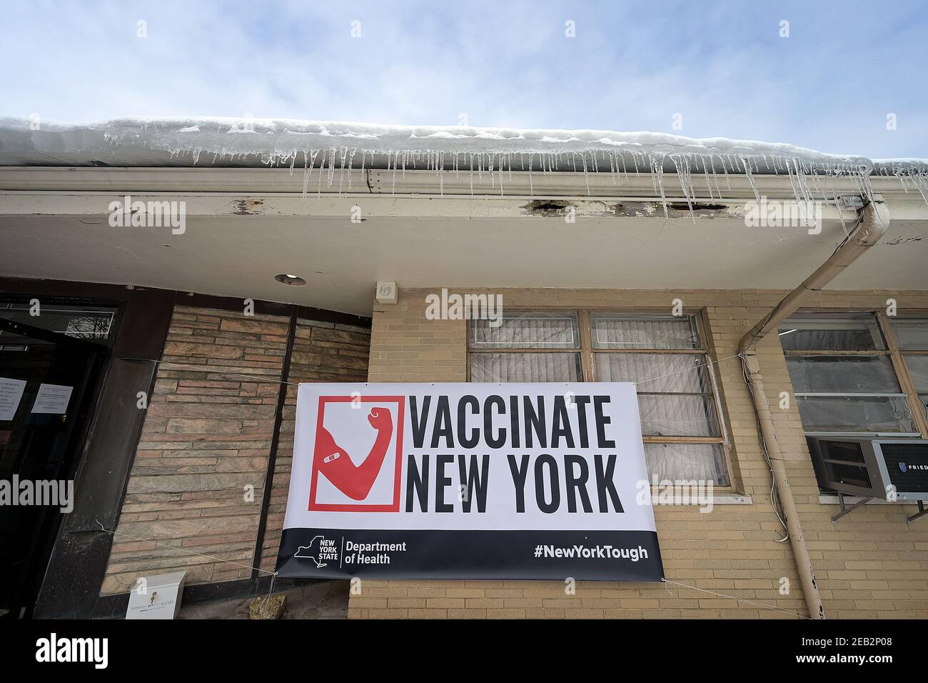 New York, USA. 11th Feb, 2021. Exterior view of the Korean Community Services Center, the first State run centers to offer COVID-19 vaccine within the Asian-American community, in the Queens borough of New York City, NY, February 11, 2021. (Photo by Anthony Behar/Sipa USA) Credit: Sipa USA/Alamy Live News Stock Photo