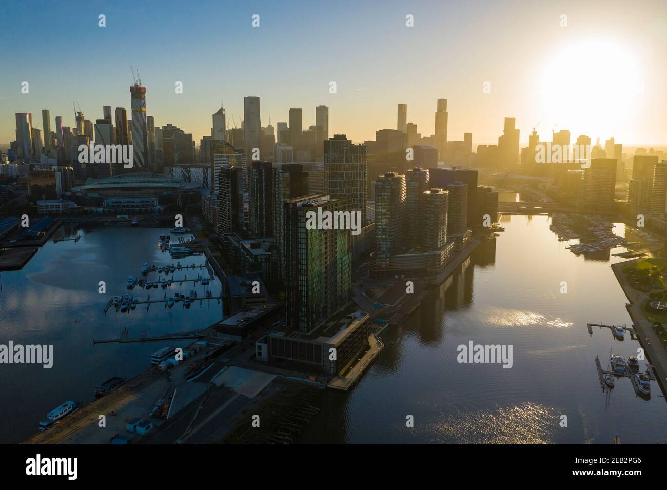 Melbourne city at sunrise Stock Photo - Alamy