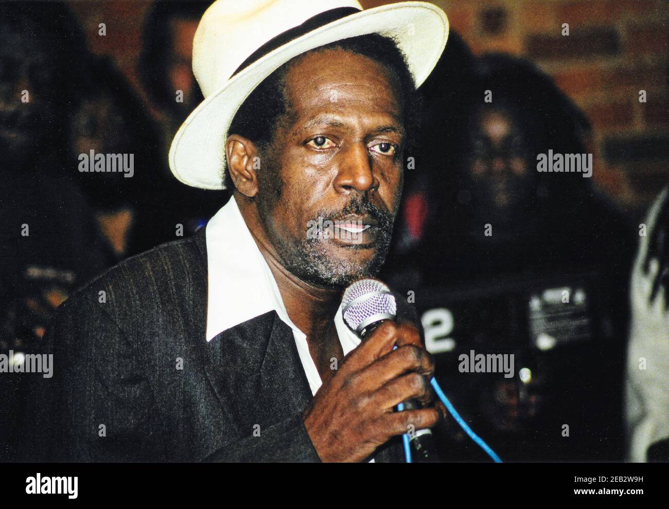 gregory isaacs dies