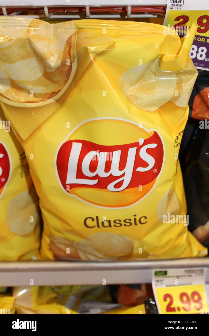 Lay's potato chips hires stock photography and images Alamy