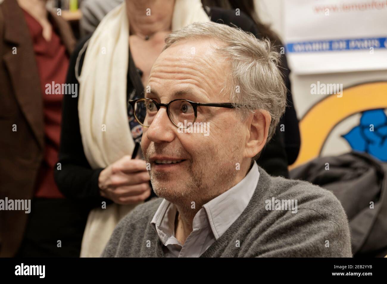 Paris,France.10th March, 2016.Dedication of Fabrice Luchini for COMEDIE FRANCAISE : CA A DEBUTE COMME CA... in Paris, France. Stock Photo