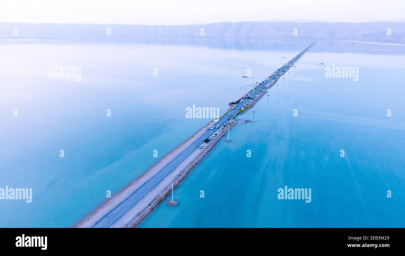 Seasonal Lake beauty Stock Photo Alamy