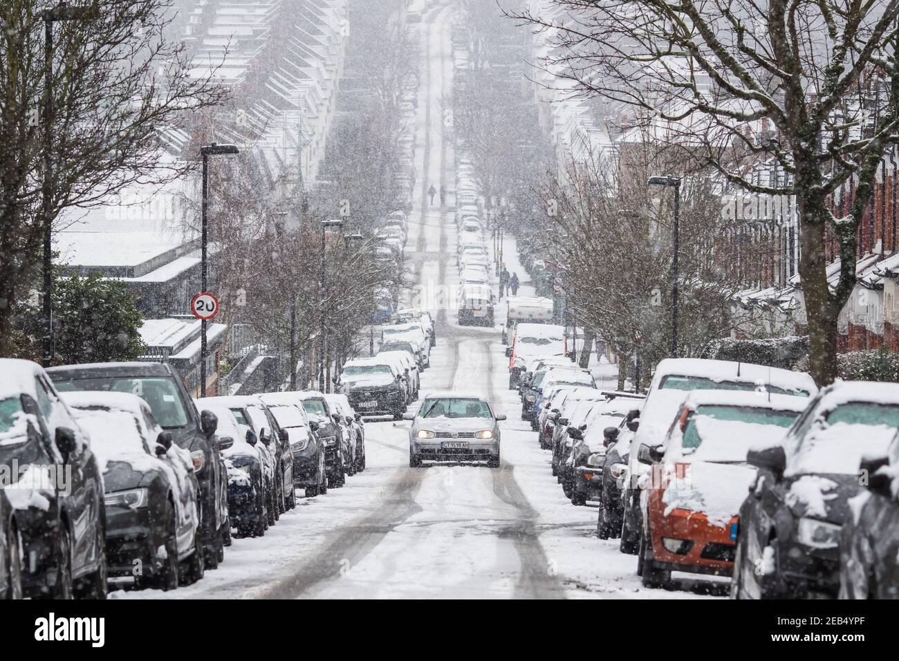 Driving in blizzard conditions hi-res stock photography and images - Alamy