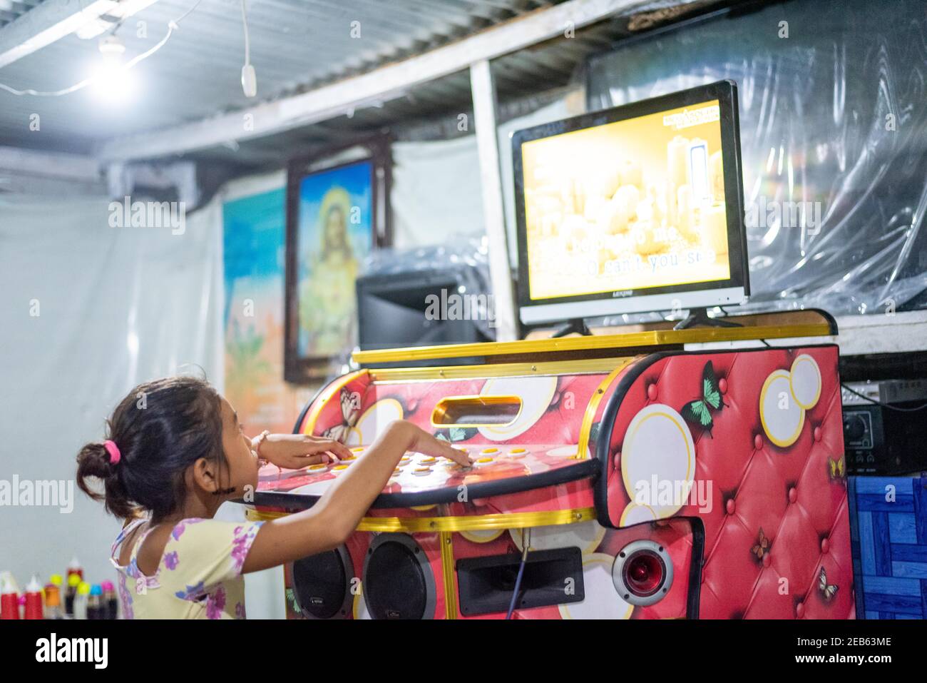 Karaoke at the Philippines, Siargao Island Carinderia Stock Photo Alamy