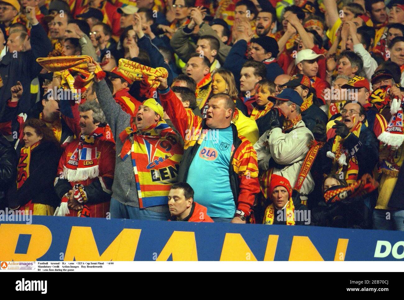 Football - Arsenal v R.C. Lens - UEFA Cup Semi-Final - 7/4/00 Mandatory  Credit - Action Images / Roy Beardsworth RC Lens fans during the game Stock  Photo - Alamy