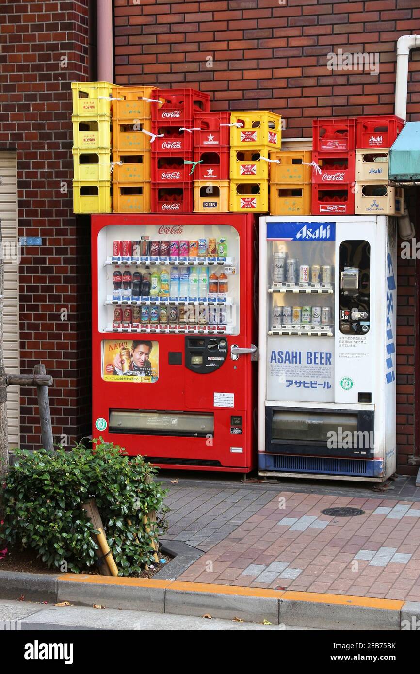 This vending machine has 29 different drinks in it. : r