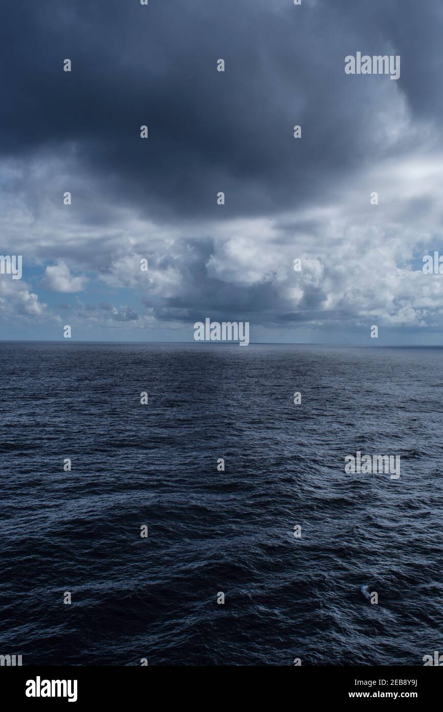 Sea meets the sky hi-res stock photography and images - Alamy