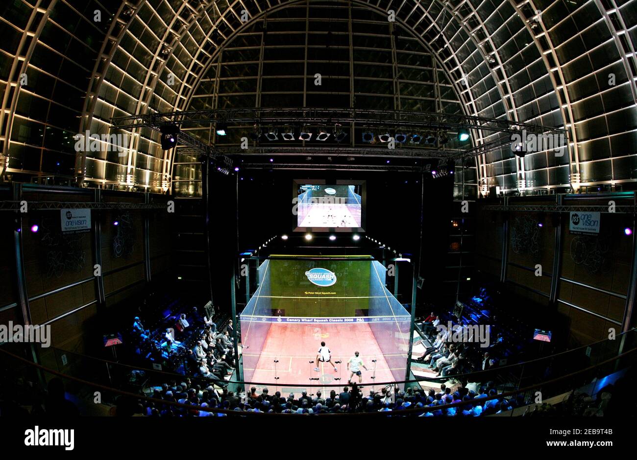 Jubilee place canary wharf hires stock photography and images Alamy