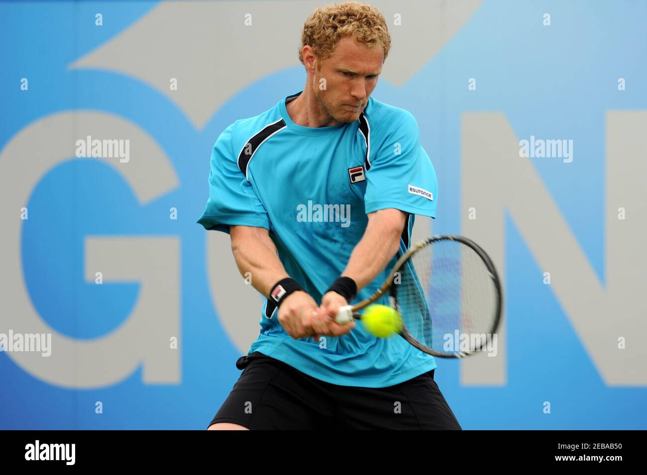 Tennis - AEGON Championships - Queens Club, London - 6/6/11 Russia's Dmitry  Tursunov in action during the first round Mandatory Credit: Action Images /  Tony O'Brien Stock Photo - Alamy