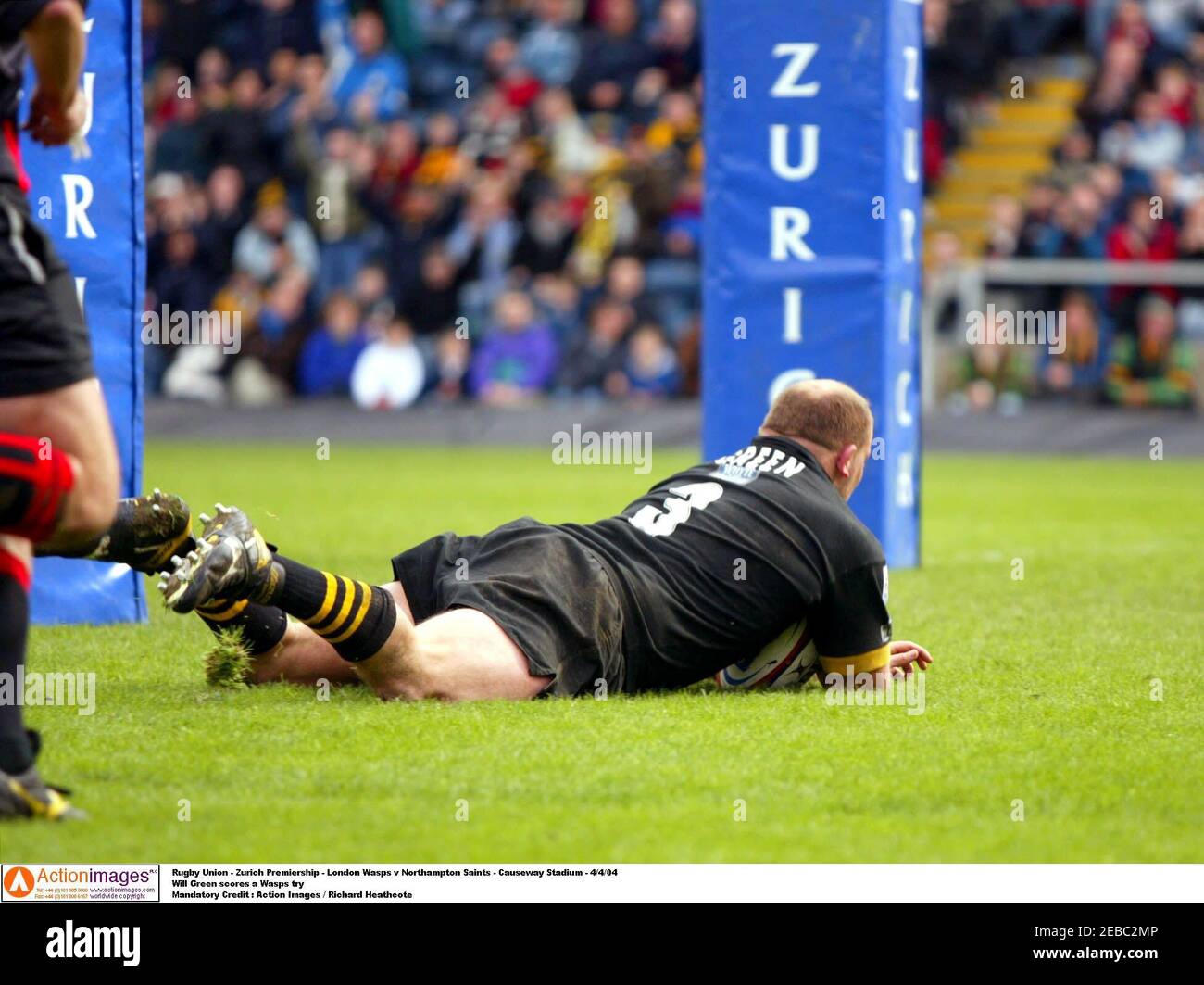 Rugby Union Zurich Premiership London Wasps V Northampton Saints Causeway Stadium 4 4 04 Will Green Scores A Wasps Try Mandatory Credit Action Images Richard Heathcote Stock Photo Alamy Rugby Union Zurich Premiership London Wasps V Northampton Saints Causeway Stadium 4 4 04 Will Green Scores A Wasps Try Mandatory Credit Action Images Richard Heathcote Stock Photo Alamy