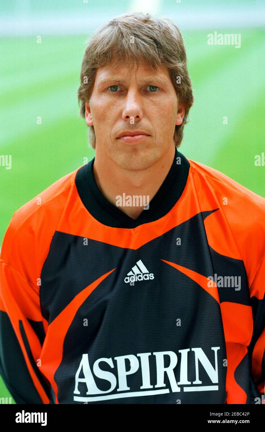 AUTOGRAMMKARTE ORIGINAL SIGNIERT Arthur Bayer 04 Leverkusen 2023/2024