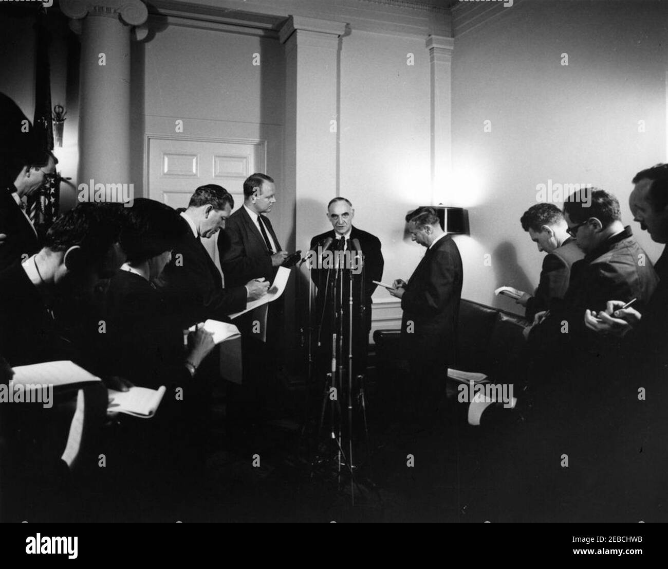 Gen. Lucius Clay talks to reporters upon his resignation as the Presidentu0027s Special Representative in Berlin. General Lucius Clay talks to reporters upon his resignation as the Presidentu0027s Special Representative in Berlin. White House, Washington, D.C. Stock Photo
