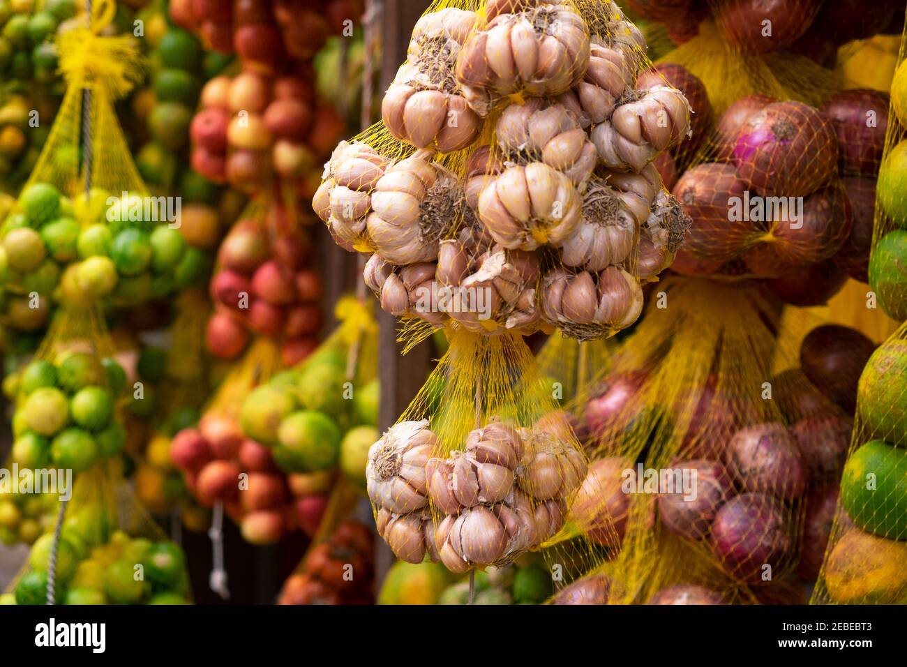 Garlic Lemons And Apples For Sale In The Central Market In Leticia Amazonas Colombia Stock Photo Alamy Garlic Lemons And Apples For Sale In The Central Market In Leticia Amazonas Colombia Stock Photo Alamy
