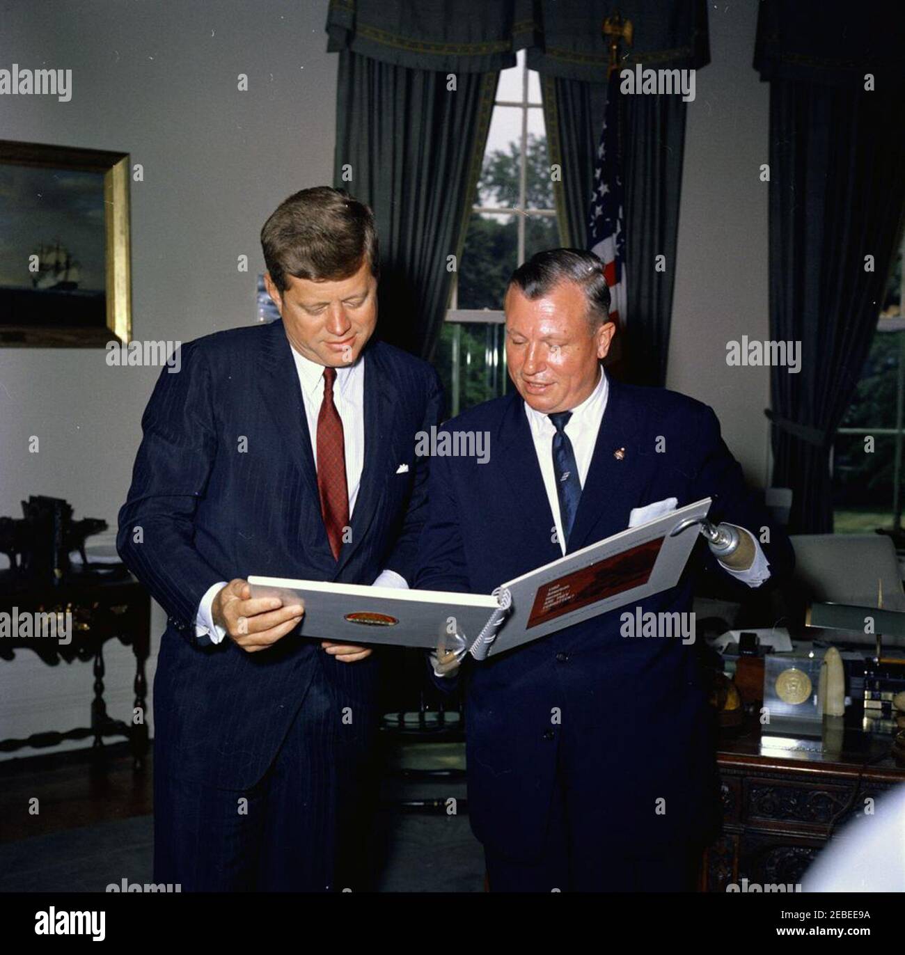 Meeting With Harold S Russell National Commander Of American Veterans Amvets 12 30pm President John F Kennedy Meets With Harold Russell National Commander Of American Veterans Amvets In The Oval Office White House