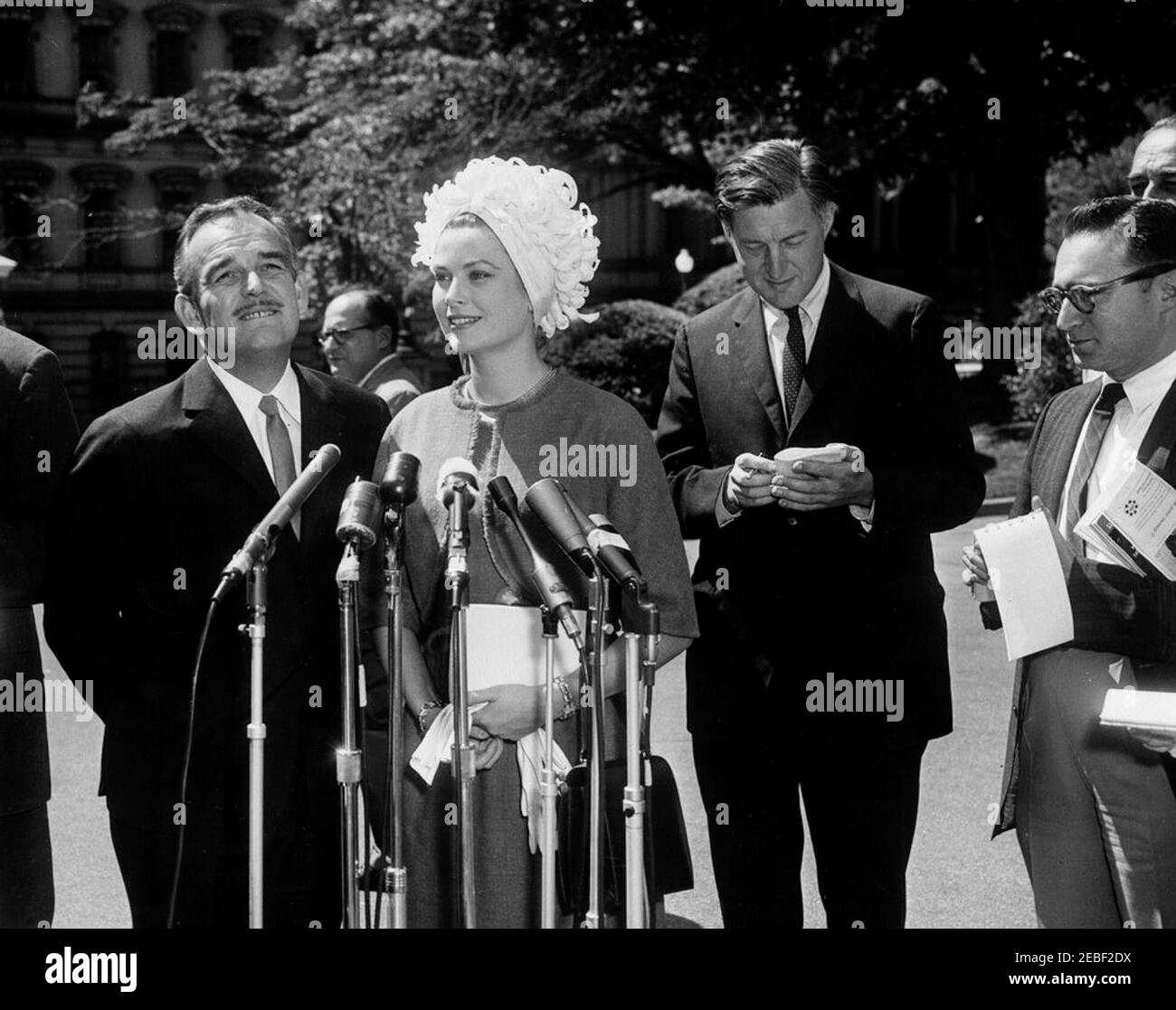 Luncheon in honor of Prince Rainier III and Princess Grace of Monaco, 1